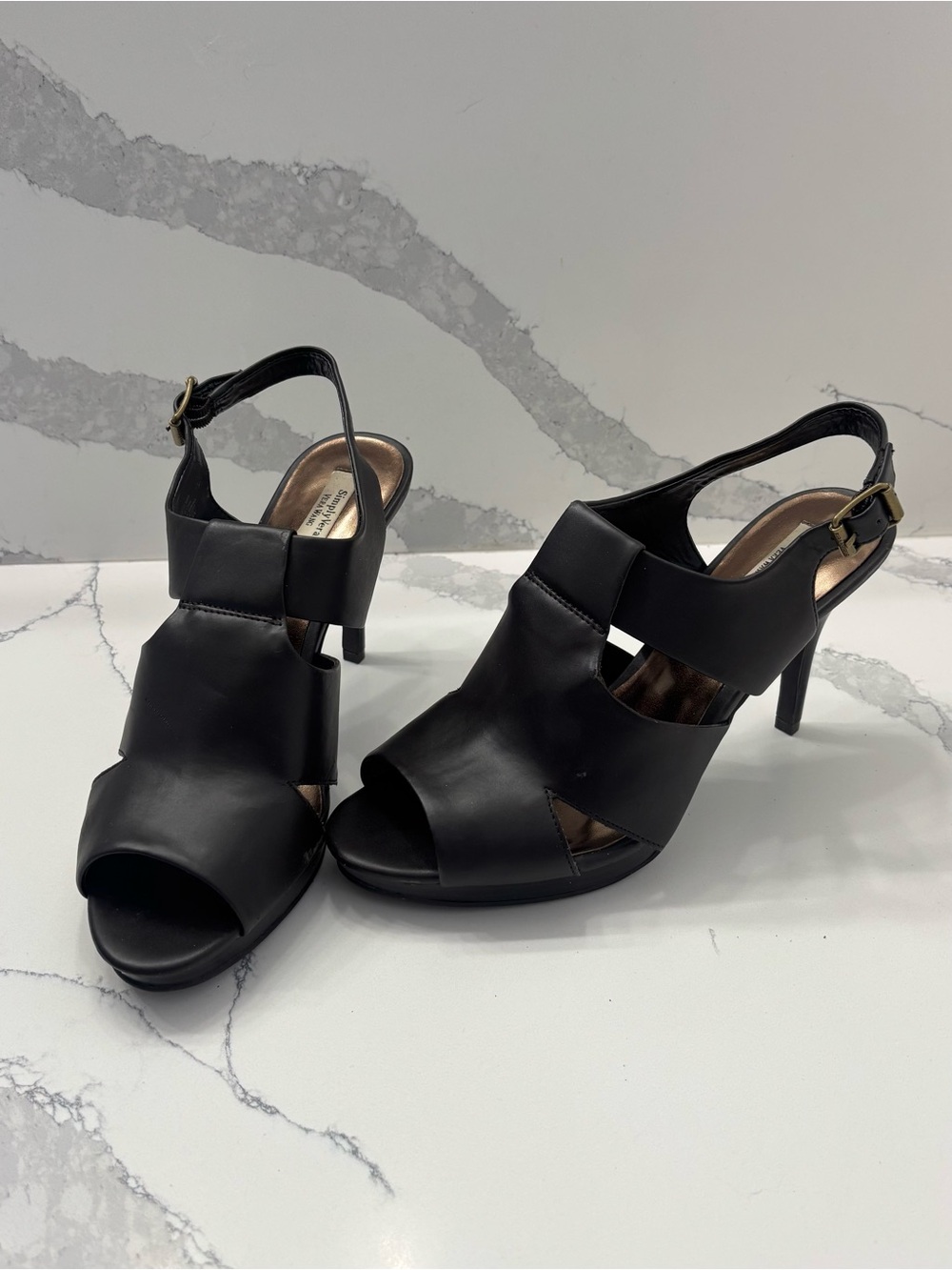 Simply Vera Vera Wang Women’s 10M Suneli Brown Peep Toe Heels
